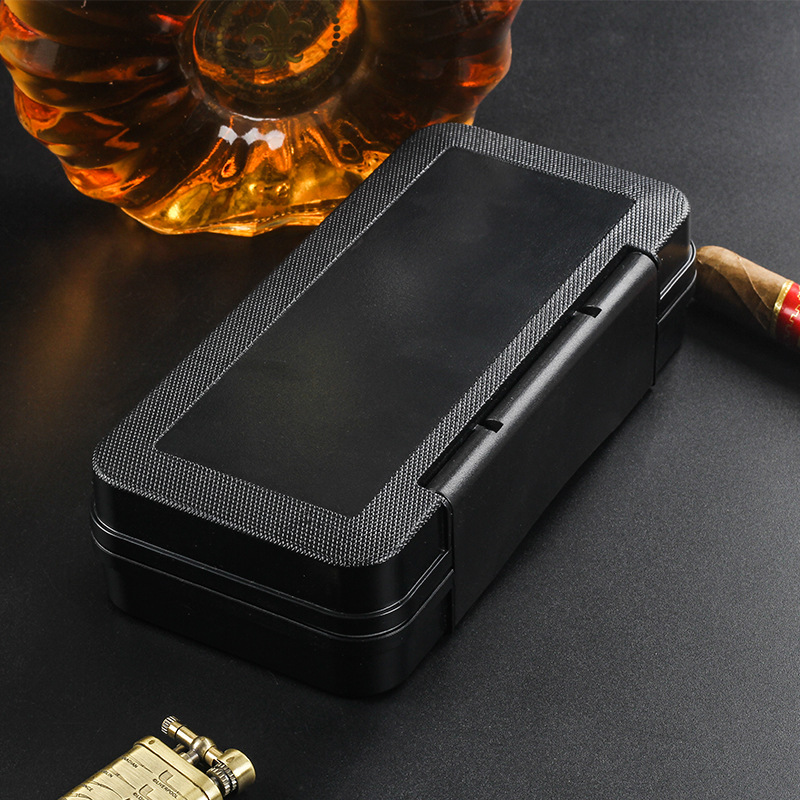 Пластиковый дорожный футляр дл – обзор и цена Premium Cigar Case